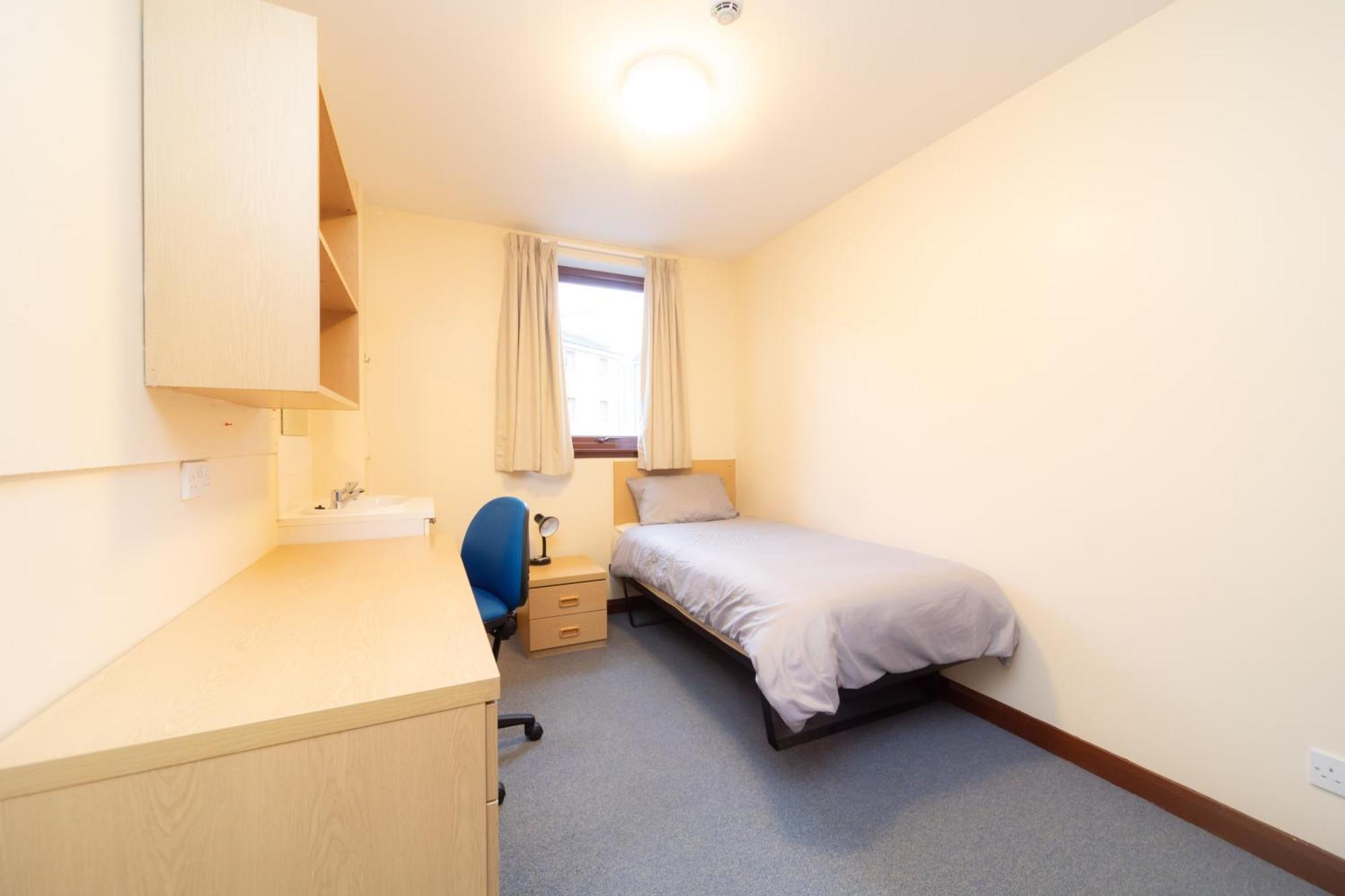 Joivy Economy 4 And 5 Bed Flats, Close To Old Town And Royal Mile - Adults Only Leilighet Edinburgh Eksteriør bilde