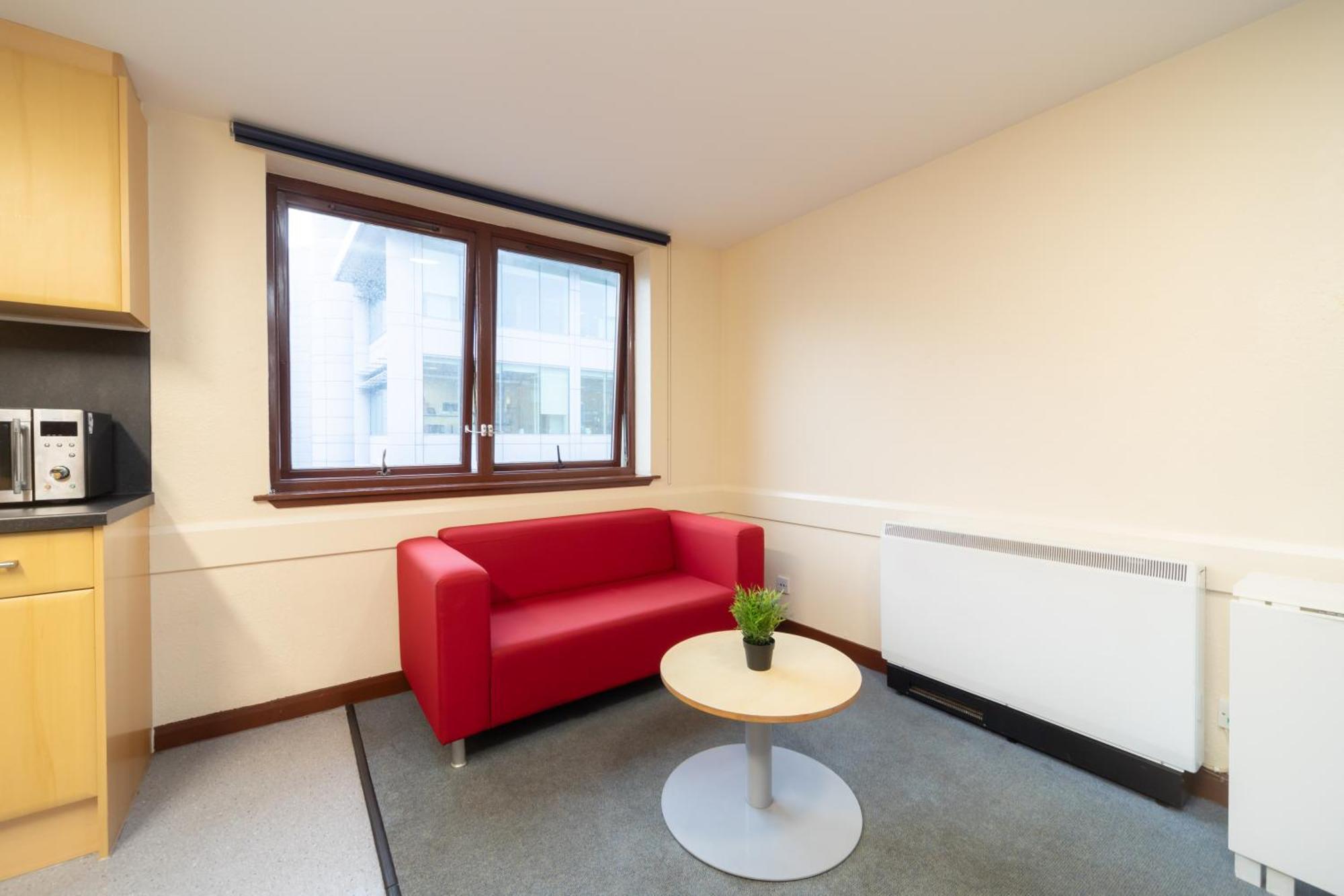 Joivy Economy 4 And 5 Bed Flats, Close To Old Town And Royal Mile - Adults Only Leilighet Edinburgh Eksteriør bilde