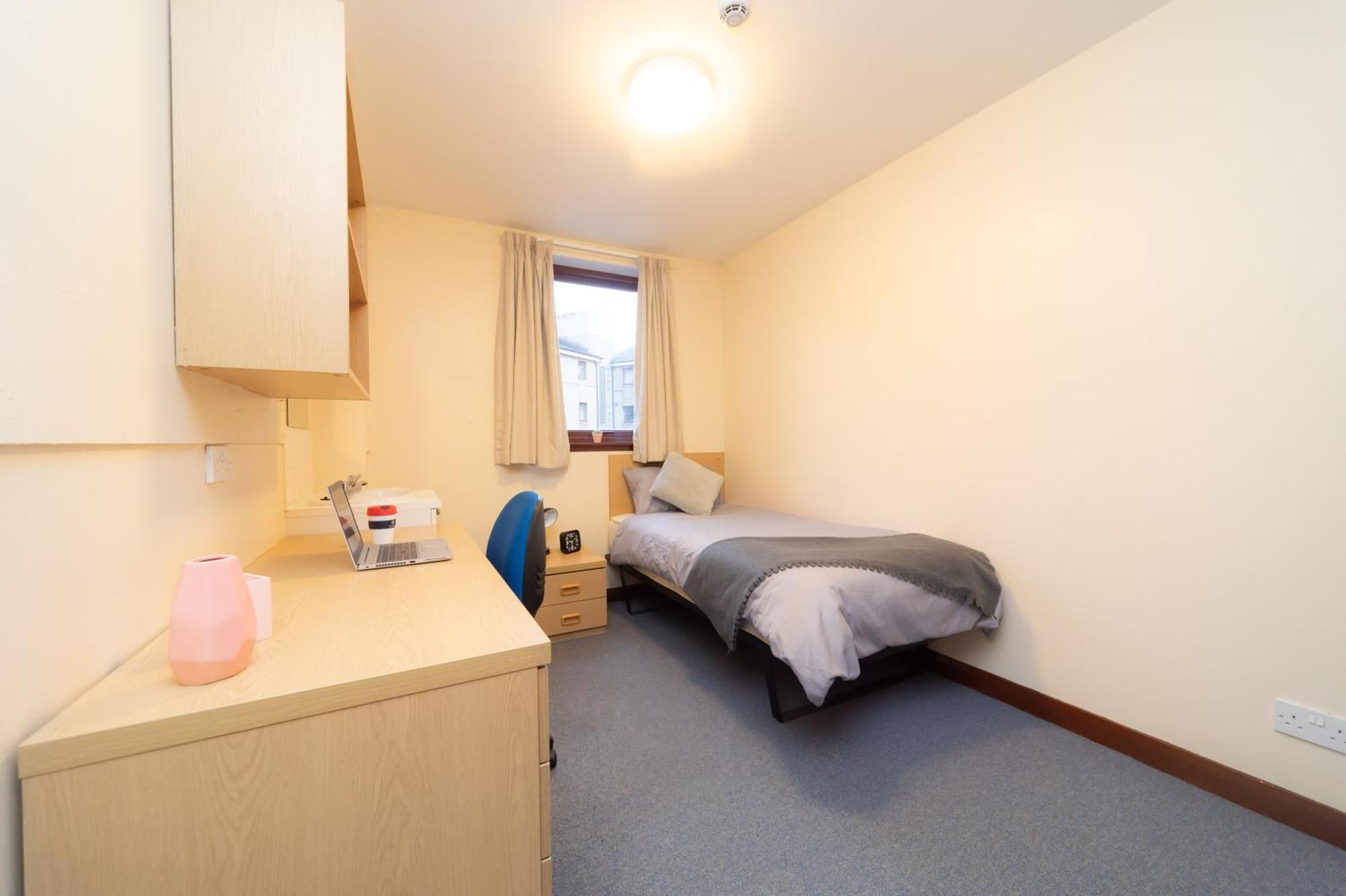 Joivy Economy 4 And 5 Bed Flats, Close To Old Town And Royal Mile - Adults Only Leilighet Edinburgh Eksteriør bilde