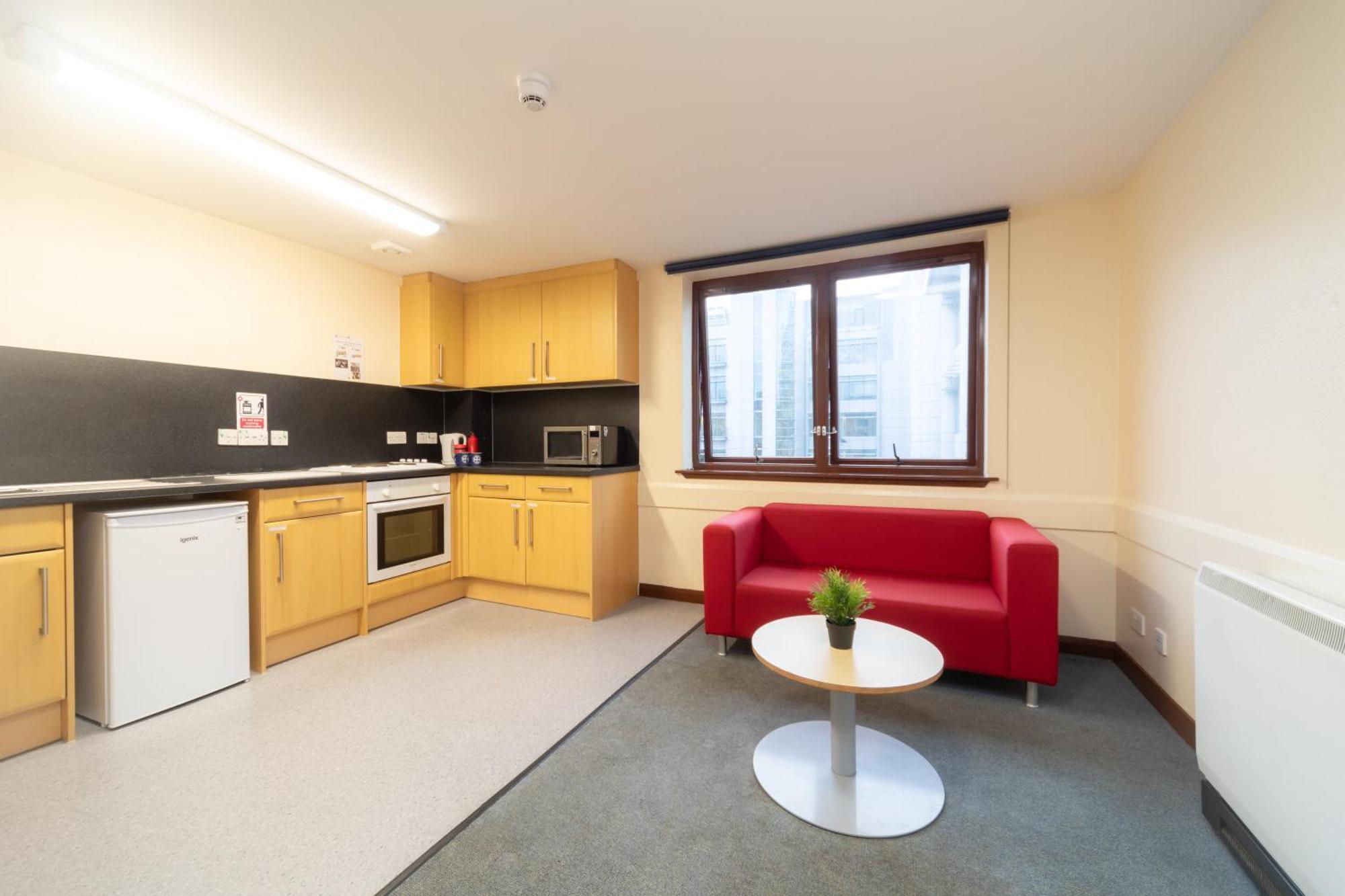 Joivy Economy 4 And 5 Bed Flats, Close To Old Town And Royal Mile - Adults Only Leilighet Edinburgh Eksteriør bilde